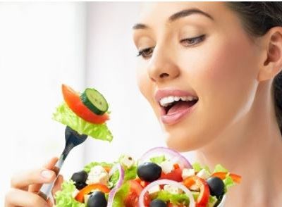 با این غذاها جوان وسالم بمانید