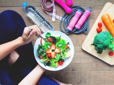 کاهش وزن با رژیم یا ورزش