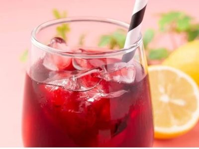 لیموناد زرشک؛ نوشیدنی‌ای به رنگ یاقوت سرخ