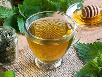 دمنوش گزنه؛ درمانگر طبیعی بسیاری از بیماری‌ها