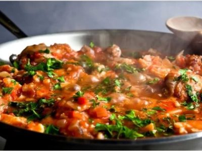 خورشت گل کلم و اسفناج؛ سرشار از ویتامین و طعم