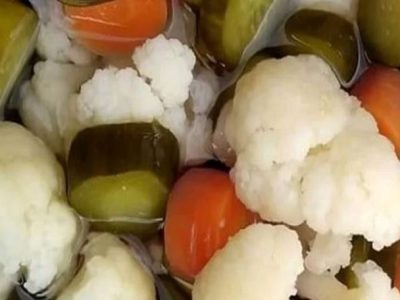 شور کلم و خیار خانگی؛ ترشی‌ای که عاشقش می‌شوید