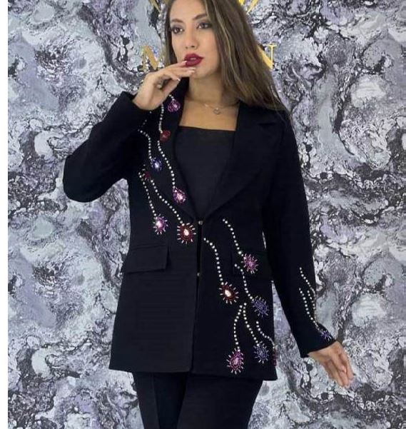 مجموعه بی‌نظیر کت و شلوارهای مجلسی سنگ دوزی شده