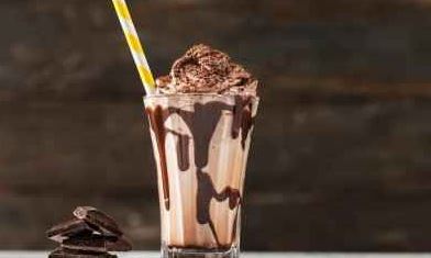 طرز تهیه آیس پک شکلاتی با طعم حرفهای در خانه