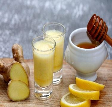 نوشیدنیهای گرم با عسل؛ ۱۲ روش تهیه برای تقویت و آرامش