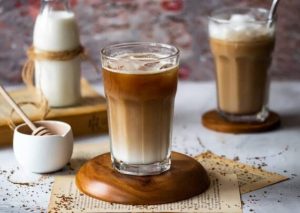 لاته خوشمزه در خانه با قهوه فوری؛ دستور ساده و سریع