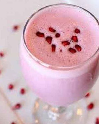 اسموتی یلدایی؛ طرز تهیه با طعمهای خوشمزه و متفاوت